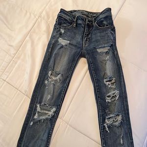 00 Cropped Ripped Jegging Jeans.